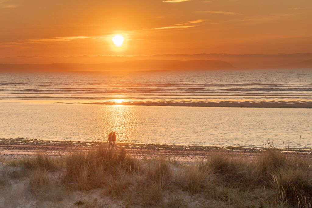 Sunny Nairn - Your Perfect Spring Staycation Sunny Nairn – Your Perfect Spring Staycation